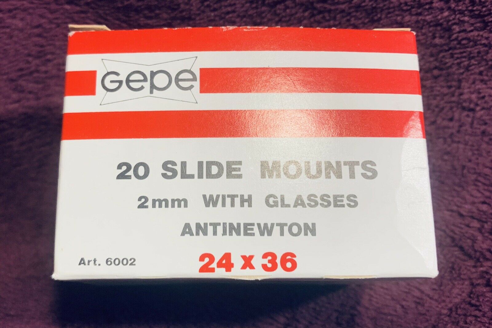 Gepe 20 Diarahmen 2mm Mit Glaser Antinewton 24x36 Art.6002   New In Box!