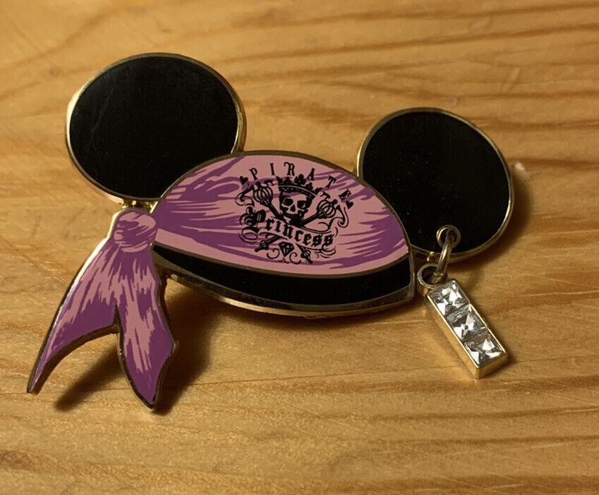 Disney Pirates Of The Caribbean Mickey Ear Hat Pins 2008  Pink