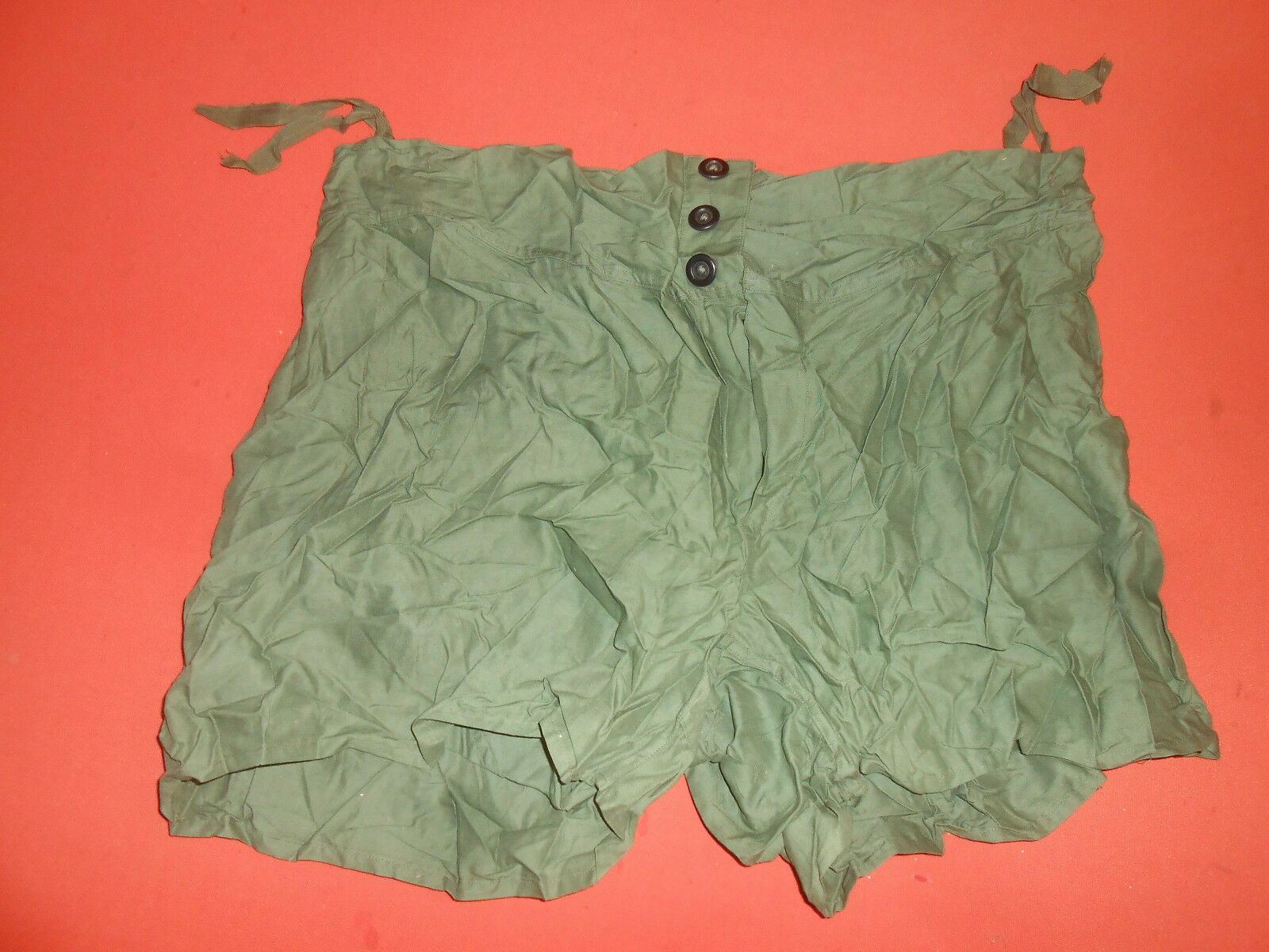 Great Britain : : 1945 Wwii 1945 Underpant Boxer Shorts Militaria .,