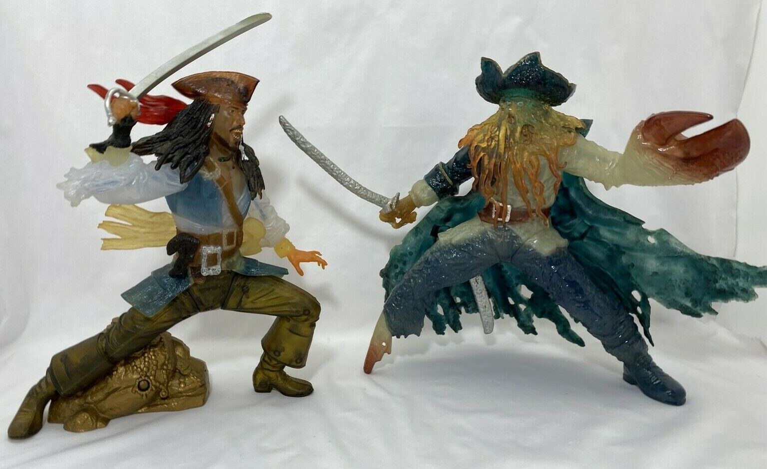 Disney Pirates Of The Caribbean 2006 Zizzle Jack Sparrow & Davy Jones Figurines