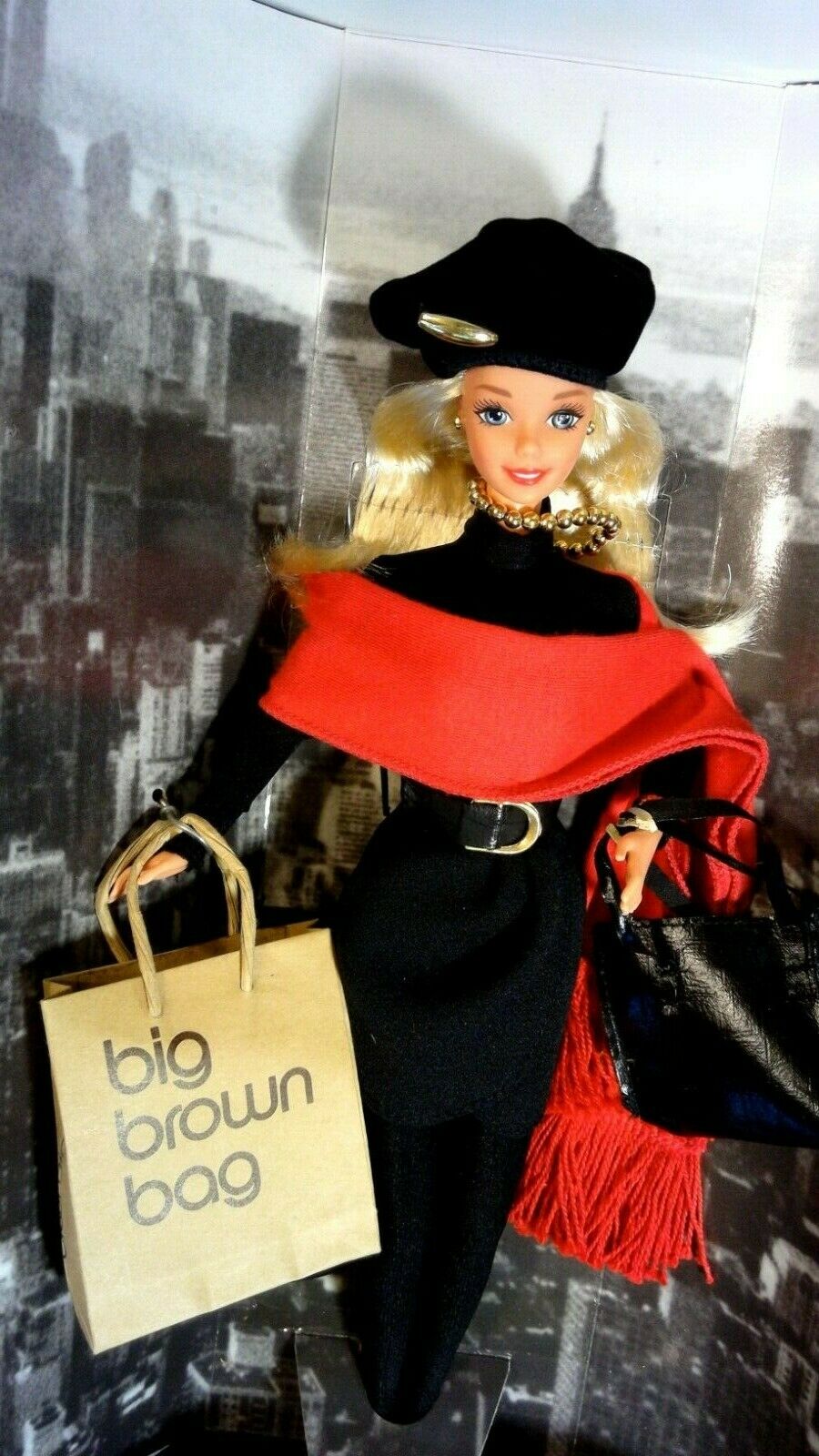 Nib Barbie Donna Karan New York Bloomingdale’s Limited Edition.