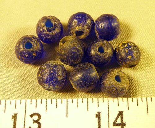 (10) Huron Indian Cobalt Blue Glass Trade Beads 150+ Years Excellent Patina Age