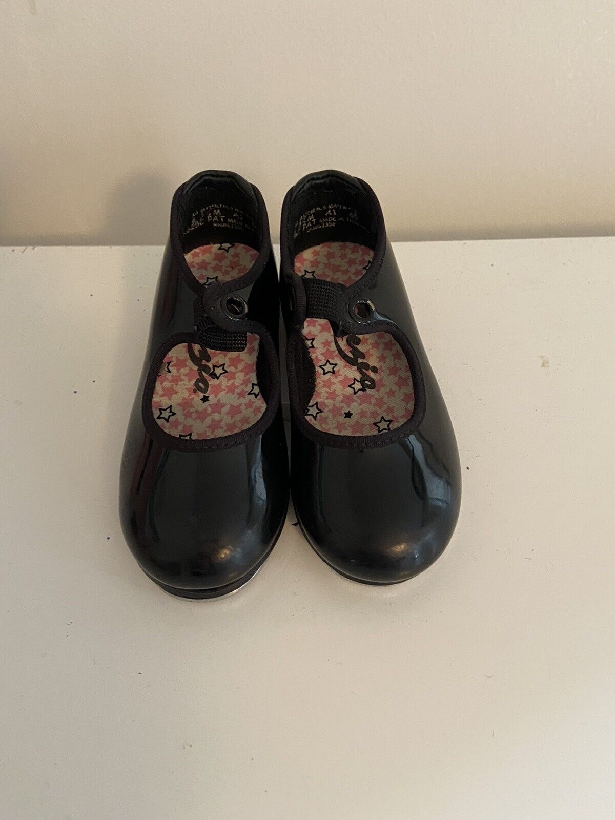 Capezio Girl Tap Shoes Size 6.5